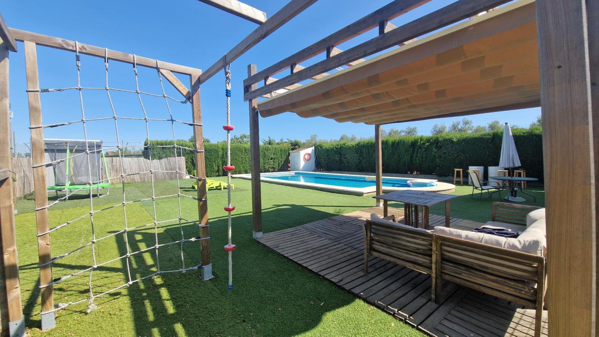 Villa Antonia Gibraleon ภายนอก รูปภาพ